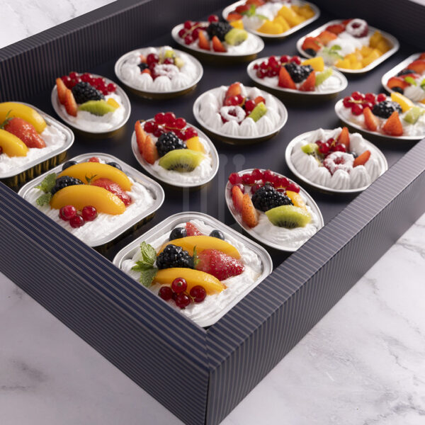 Kahraman Catering Kahraman Catering Creamy Elba Sweet with fruits & fresh cream