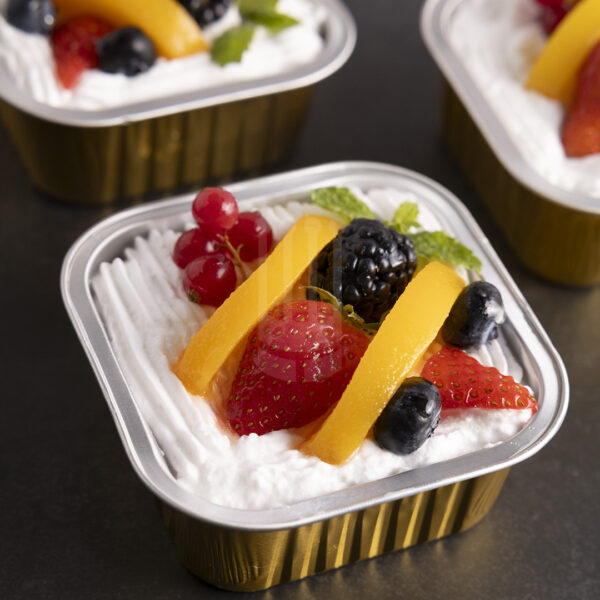 Kahraman Catering Kahraman Catering Creamy Elba Sweet with fruits & fresh cream