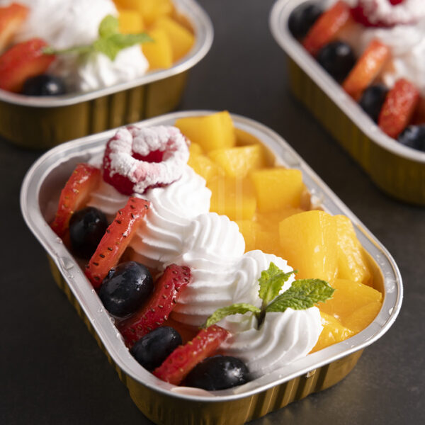 Kahraman Catering Kahraman Catering Creamy Elba Sweet with fruits & fresh cream