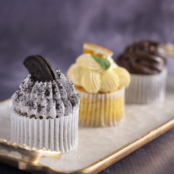 Kahraman catering selection of fine cupcakes comes in different flavors like Strawberry, Orange, Lemon, chocolate, Oreo & English Tea